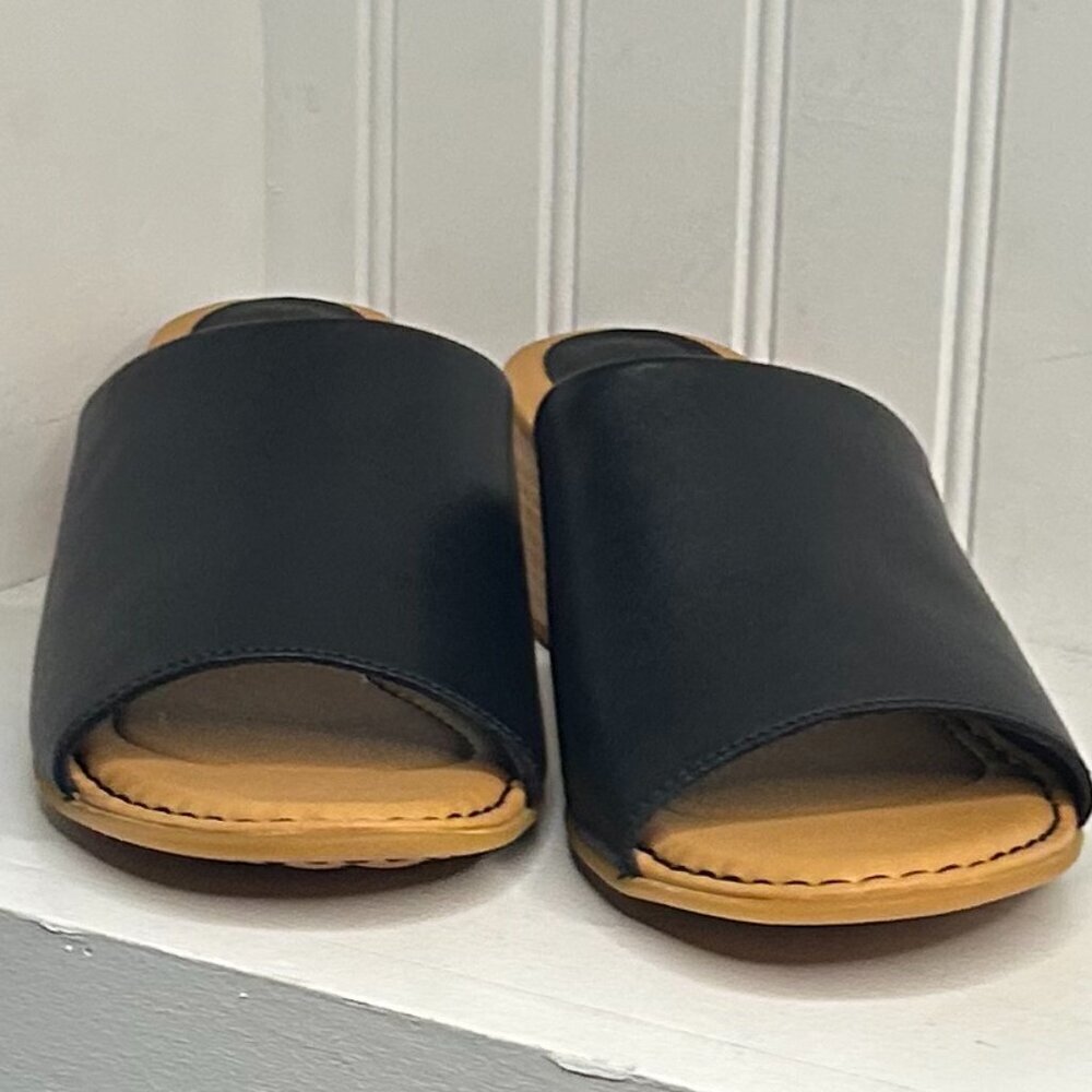 BORN Solid Leather Heels Size 10 In Black